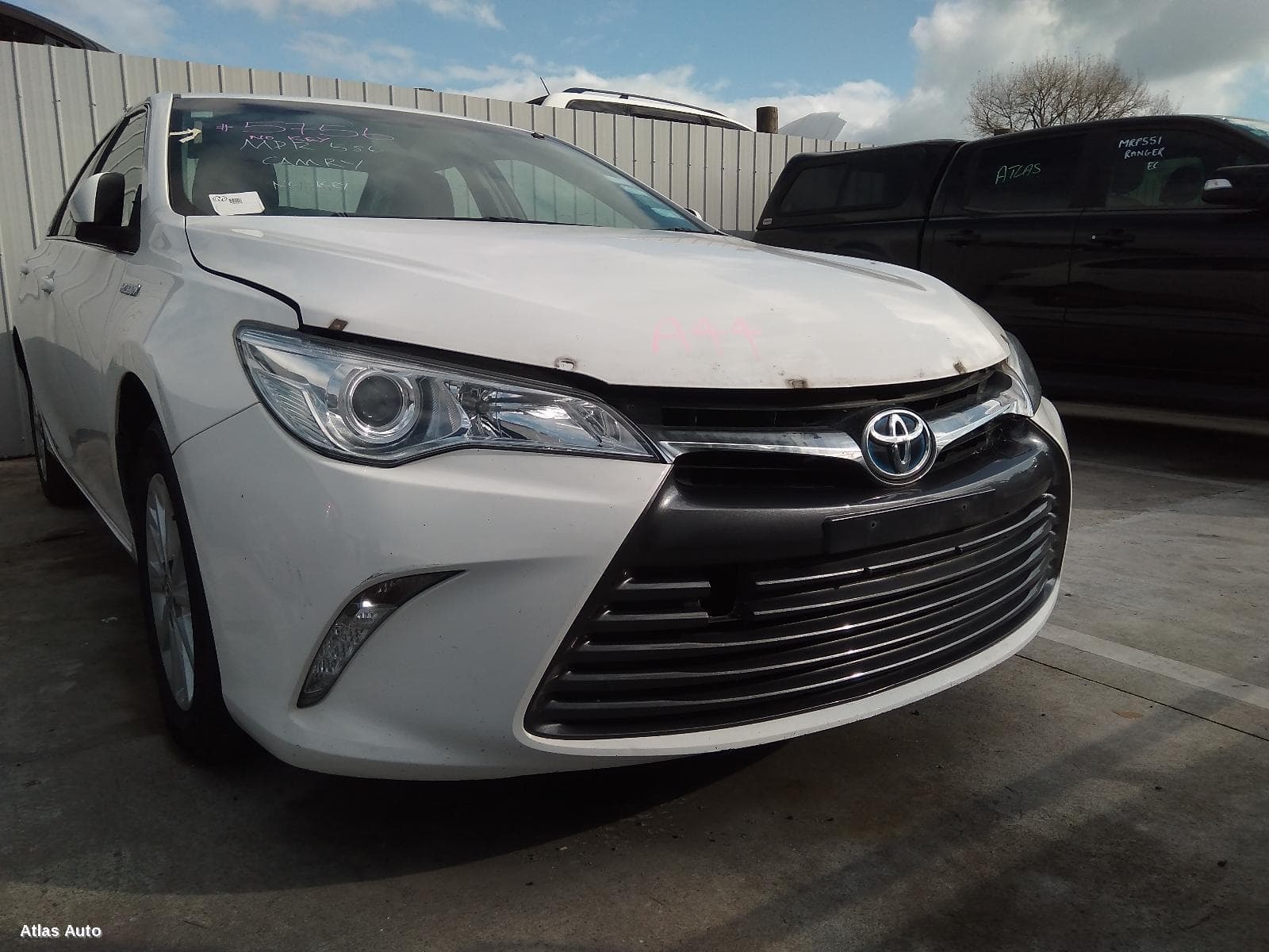 Fast Cash: Selling Your Damaged Toyota Camry in a Hurry