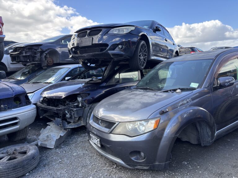 car parts and dismantlers putauru nz