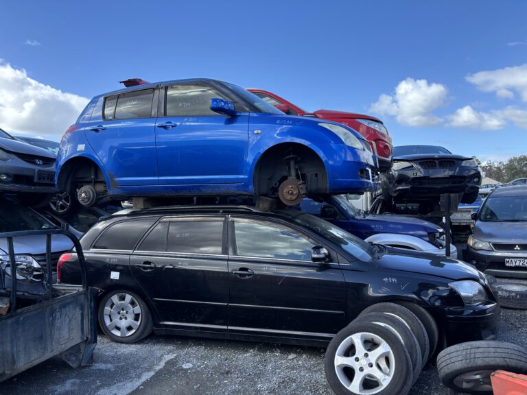 car wreckers putaruru