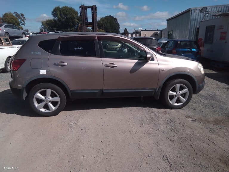wrecking nissan dualis