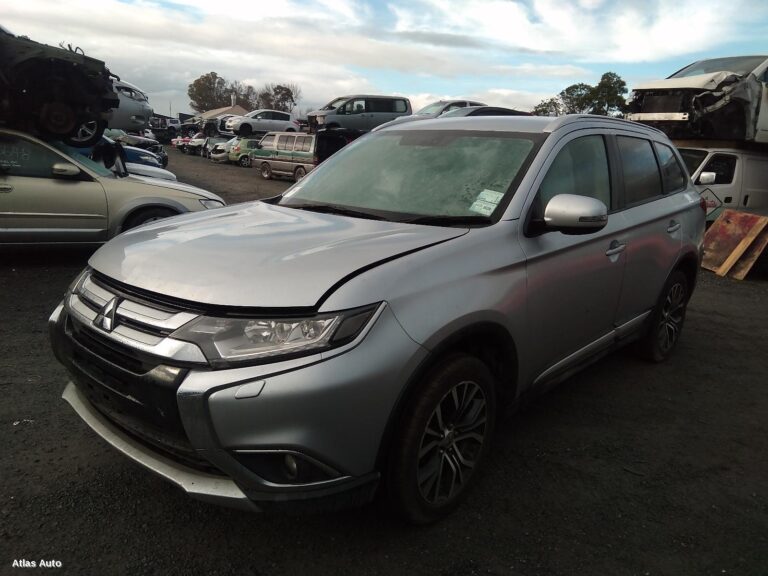 wrecking mitsubishi cars