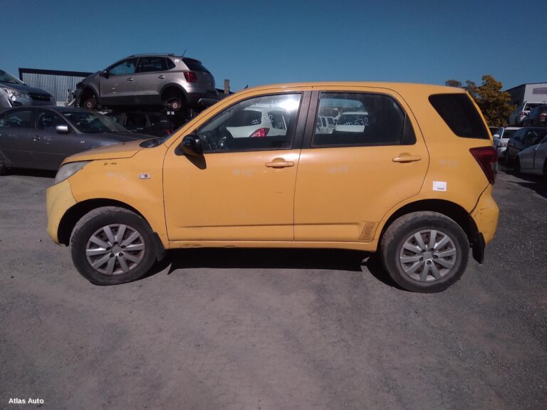 wrecking daihatsu terios for parts