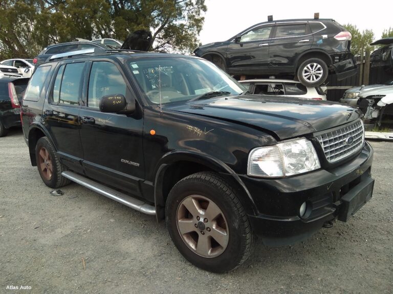 wrecking ford explorer