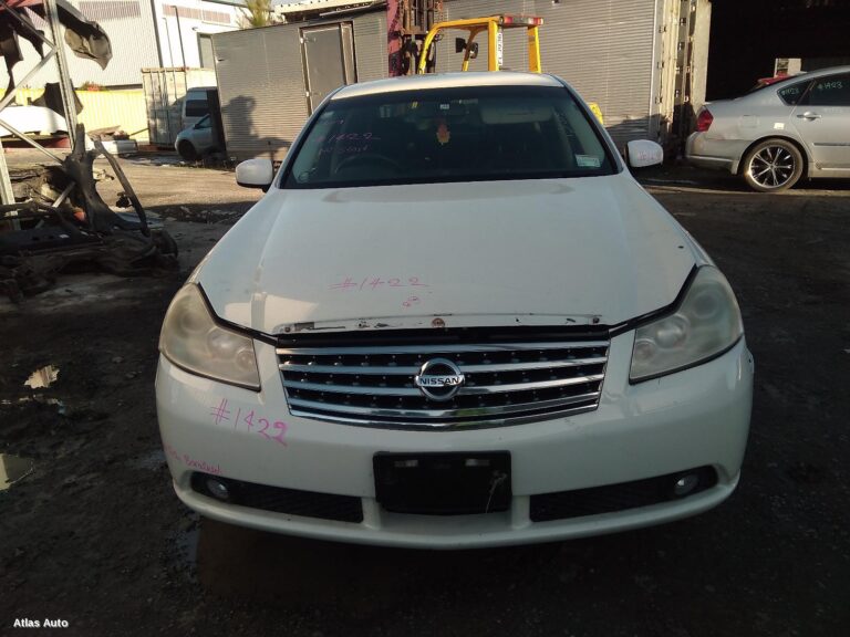wrecking nissan fuga for parts