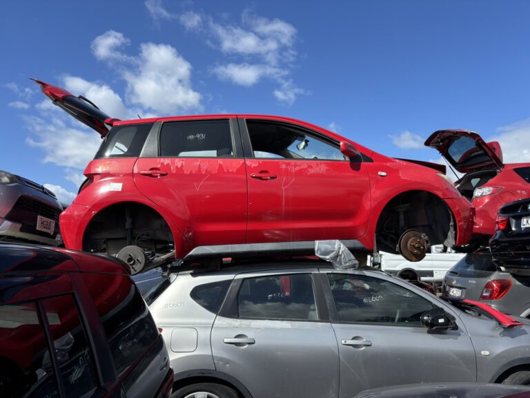 car wreckers tuakau