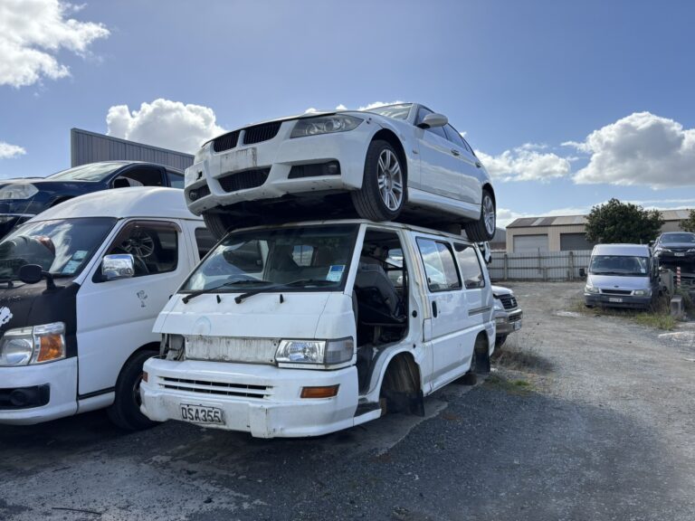 car parts and dismantlers whitikahu